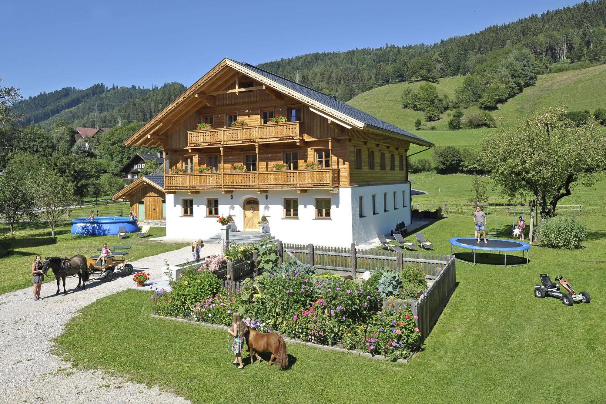 Apartment Hinkerhof Schladming Bagian luar foto